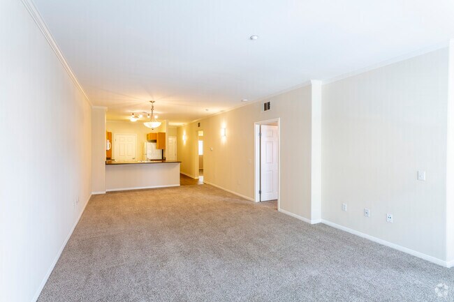Mission Hills Commons photo 4