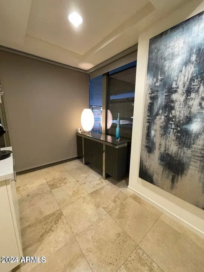 7127 E Rancho Vista Dr Scottsdale, AZ 85251 photo 2