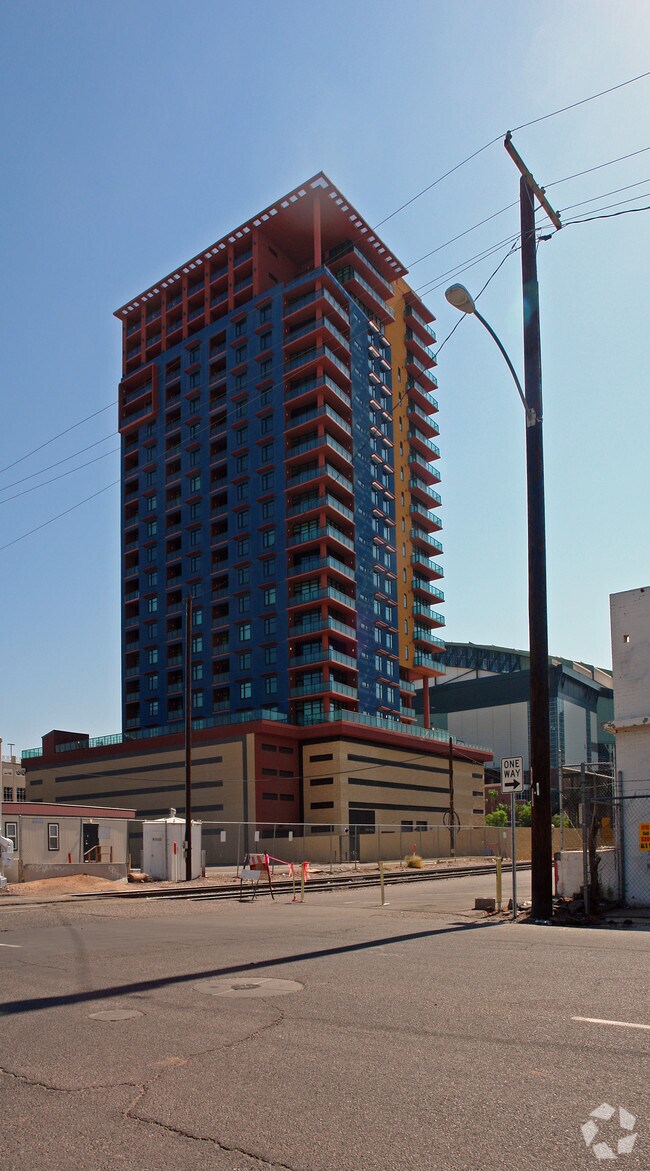 Summit at Copper Square photo 4