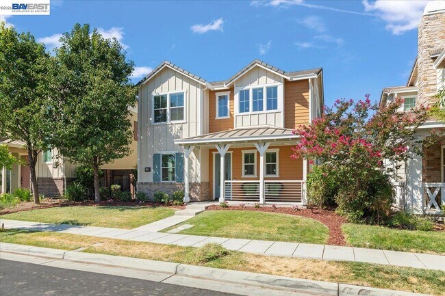 1185 S Olson Ave photo 3