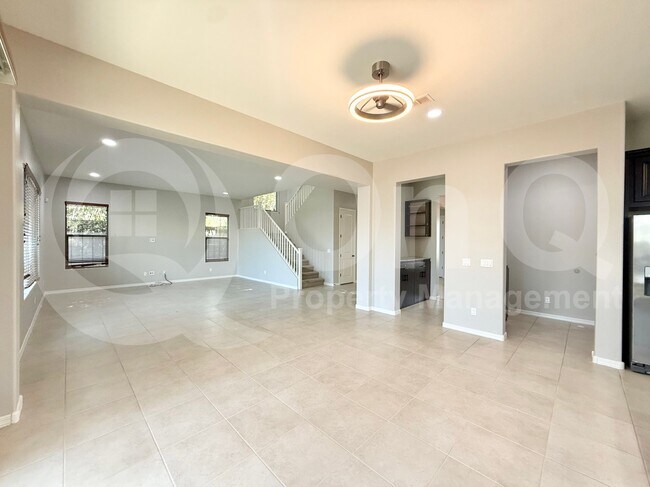 1007 E Buffalo St Gilbert, AZ 85295 photo 3