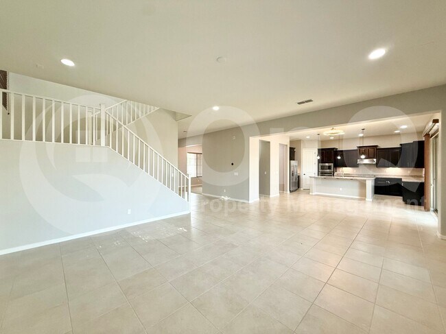1007 E Buffalo St Gilbert, AZ 85295 photo 4