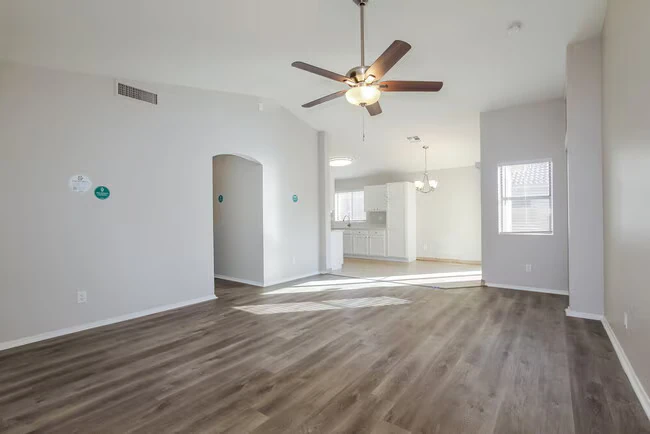 20212 N 34th Pl Phoenix, AZ 85050 photo 5