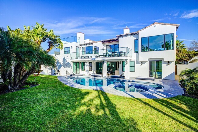 1070 Coronado Ave Coronado, CA 92118 photo 4