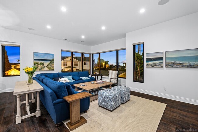 1070 Coronado Ave Coronado, CA 92118 photo 5