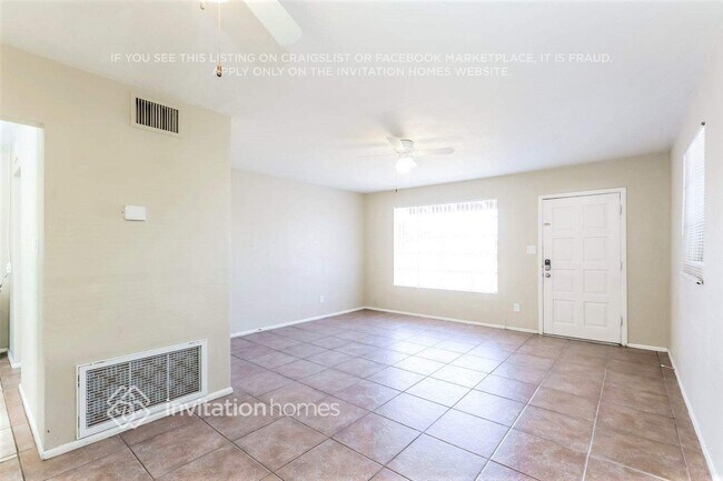 840 E Mountain View Rd Phoenix, AZ 85020 photo 2