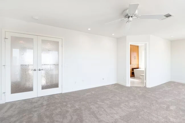 48 Half Moon Bend Coronado, CA 92118 photo 4