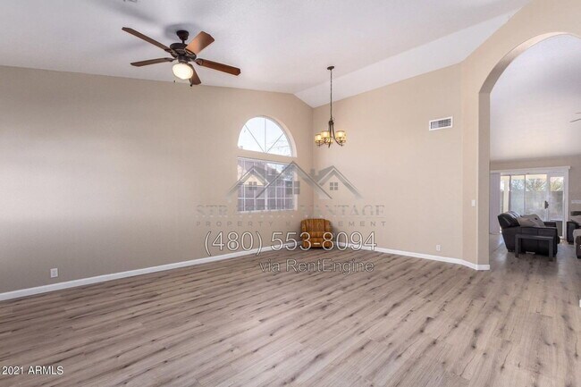 2195 E Sherri Dr Gilbert, AZ 85296 photo 2