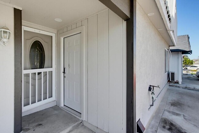 7993 Montara Ave photo 2