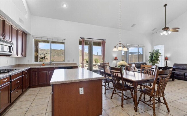 35816 N 34th Ln Phoenix, AZ 85086 photo 4