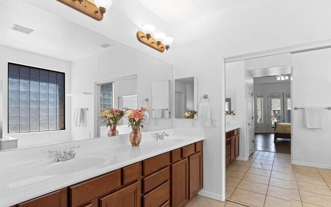 35816 N 34th Ln Phoenix, AZ 85086 photo 5