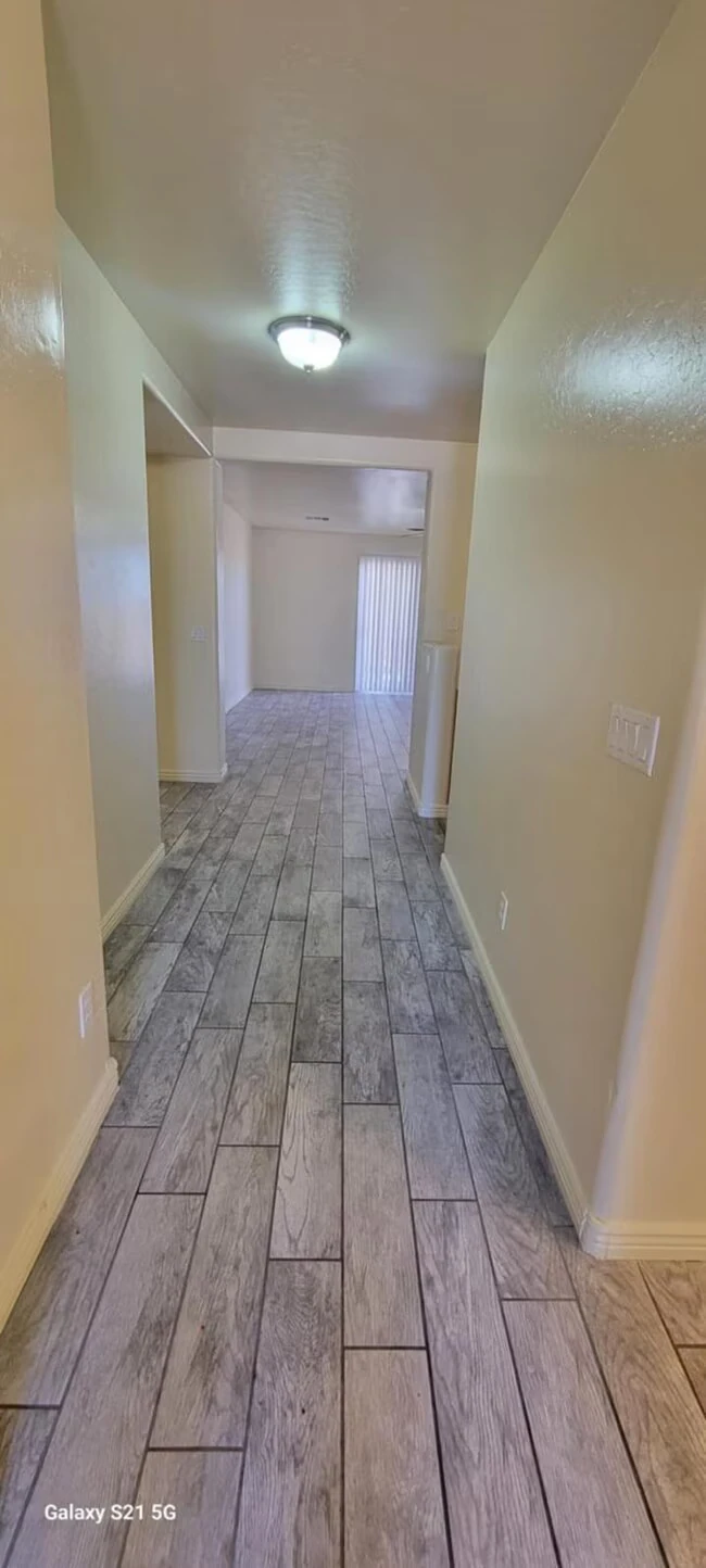 10126 N 116th Ln Youngtown, AZ 85363 photo 3