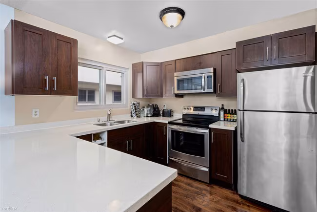 2640 Worden St San Diego, CA 92110
