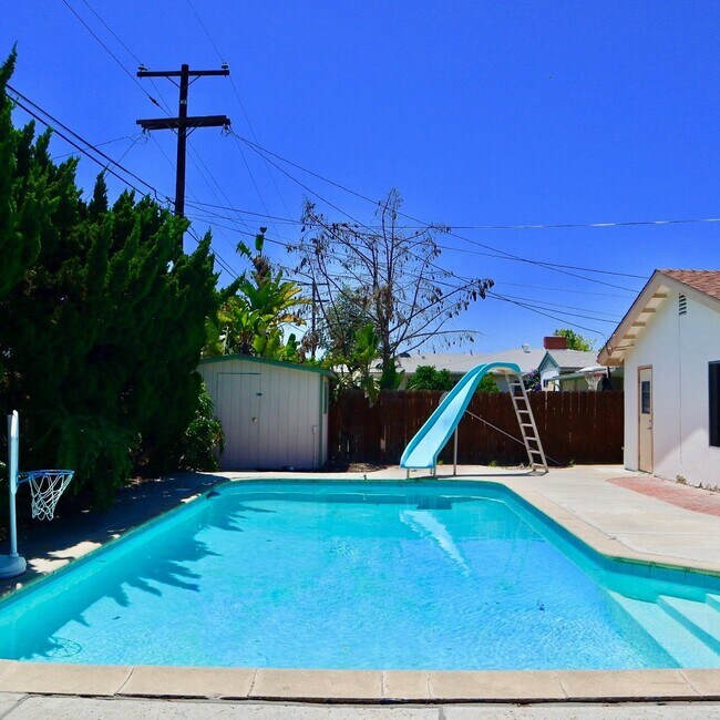 5633 Mary Ln Dr San Diego, CA 92115