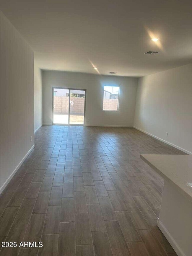 18245 W Avenida Del Sol Dr photo 5