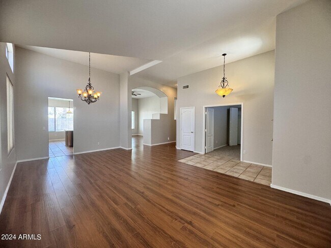 1795 W Canary Way photo 5