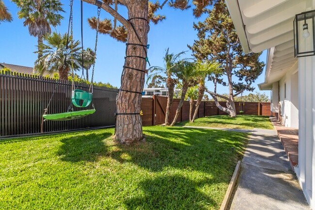 2691 Palomino Cir San Diego, CA 92037 photo 4