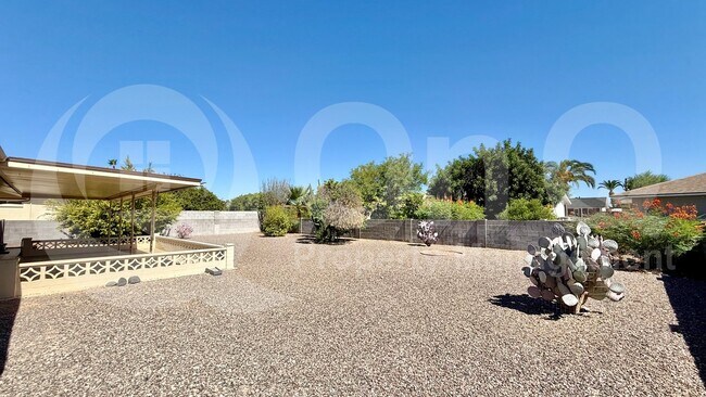 11038 W Cheryl Dr Sun City, AZ 85351 photo 5