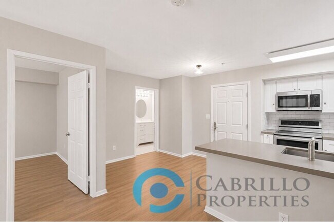 1435 India St San Diego, CA 92101 photo 3