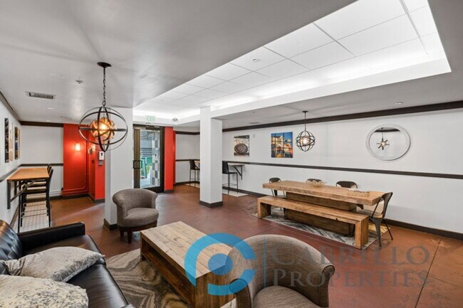 1435 India St San Diego, CA 92101 photo 2