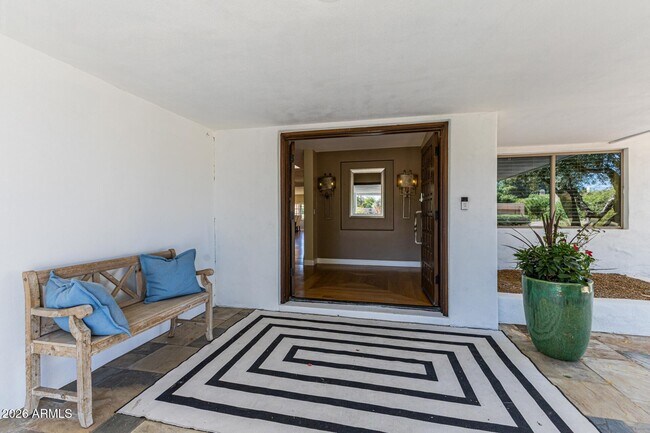 11832 N Oakhurst Way Scottsdale, AZ 85254 photo 3