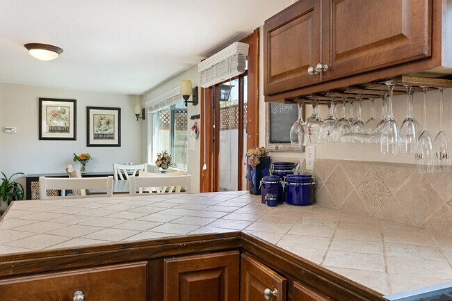 1923 Rowan St San Diego, CA 92105 photo 4