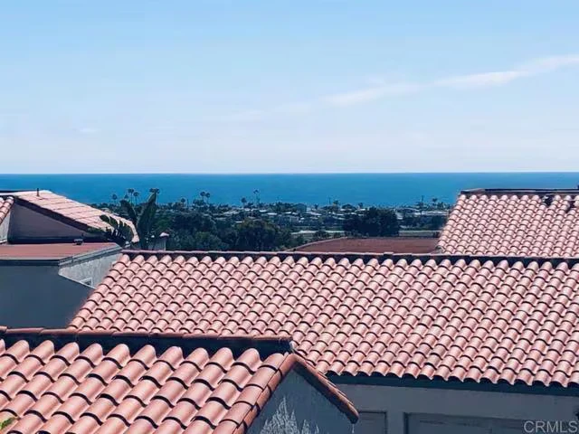 6677 Paseo Del Norte Carlsbad, CA 92011 photo 2