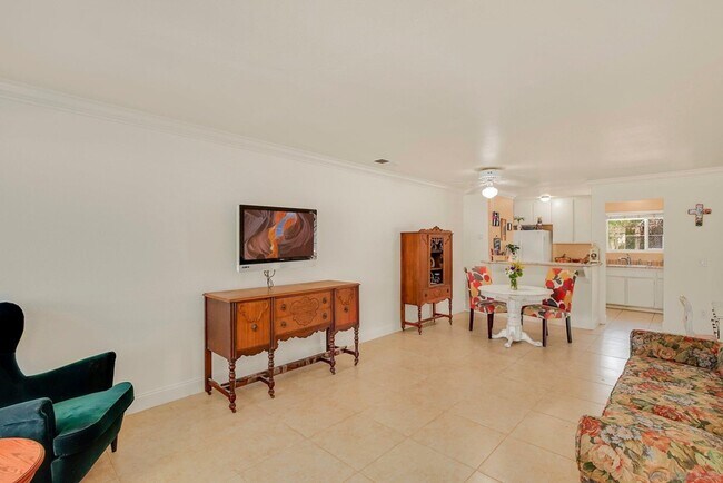 4517 Quailridge Dr Oceanside, CA 92056 photo 2