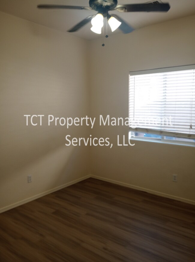11622 W Washington St Avondale, AZ 85323 photo 4