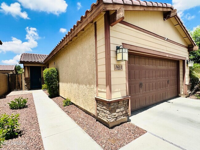 3612 S Washington St Chandler, AZ 85286 photo 3