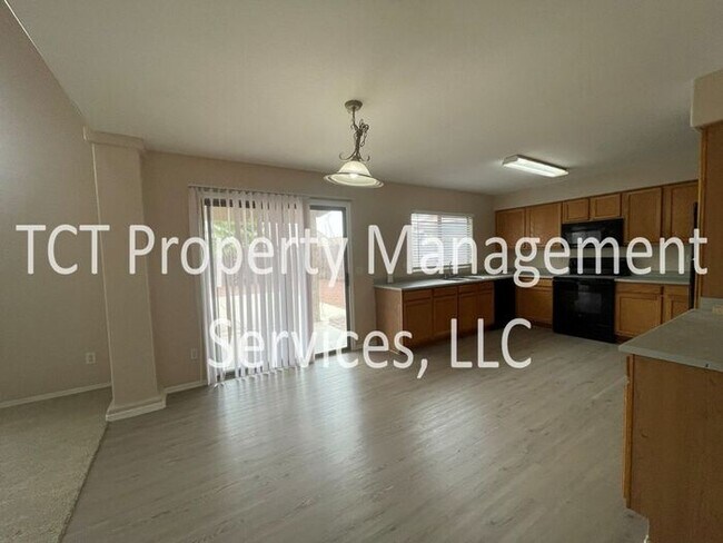 10995 W Rio Vista Ln Avondale, AZ 85323 photo 5