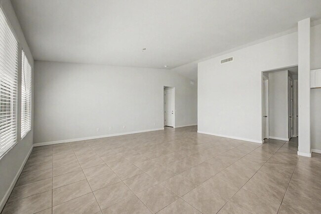 13316 S 190th Ave Buckeye, AZ 85326 photo 3