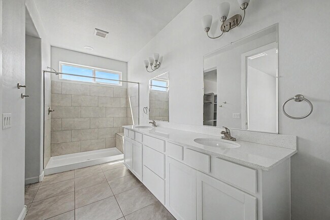 13316 S 190th Ave Buckeye, AZ 85326 photo 5