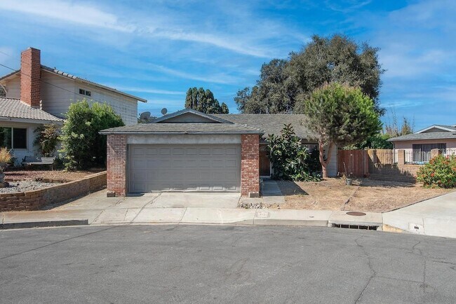 1823 Sparks Ct San Diego, CA 92110