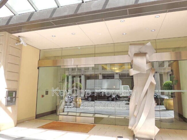 199 New Montgomery St San Francisco, CA 94105 photo 2