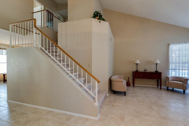 193 W Amanda Ln Tempe, AZ 85284 photo 4