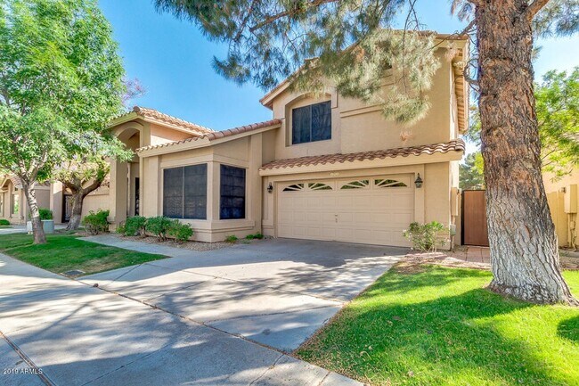 193 W Amanda Ln Tempe, AZ 85284 photo 2