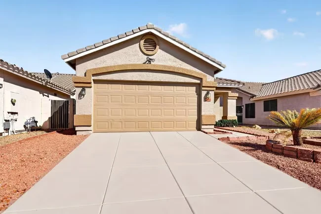 20415 N 37th Ave Glendale, AZ 85308 photo 3
