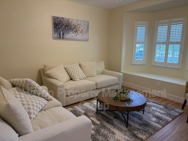 49 E Heritage Dr Tracy, CA 95391 photo 2