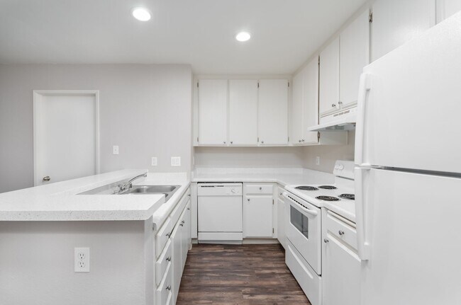 2/1 Upstairs 218 floor plan
