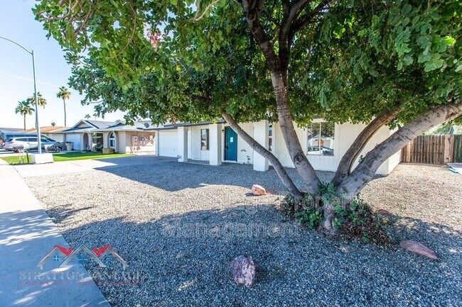 5741 W Libby St Glendale, AZ 85308 photo 4