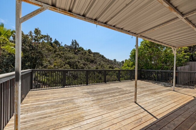 4926 54th St San Diego, CA 92115 photo 3