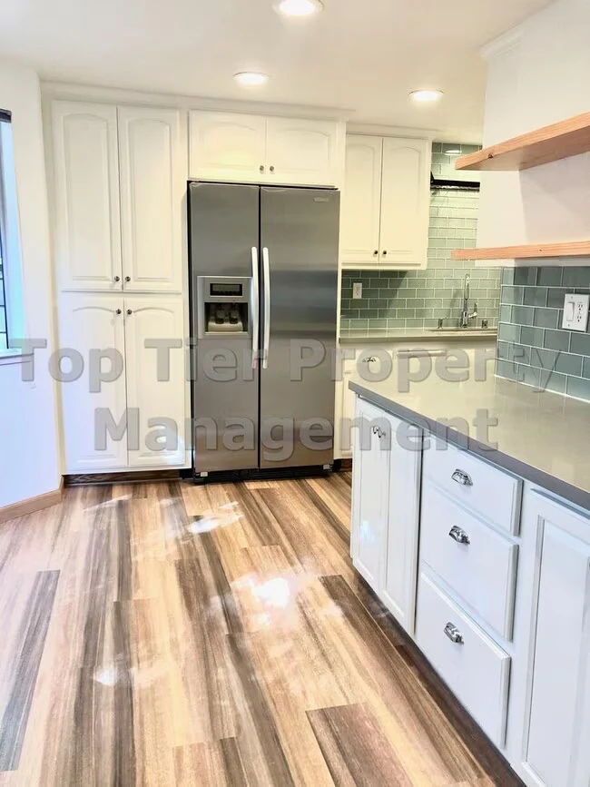 127 Vista Hermosa photo 3