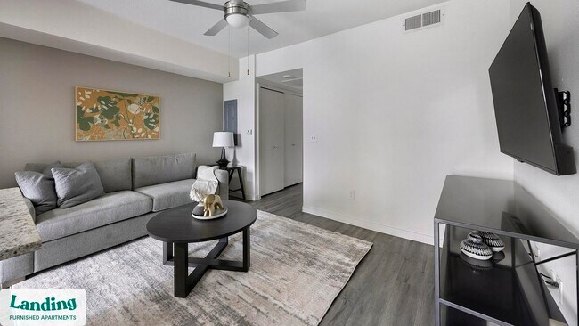 1811 E Apache Blvd Tempe, AZ 85281 photo 2