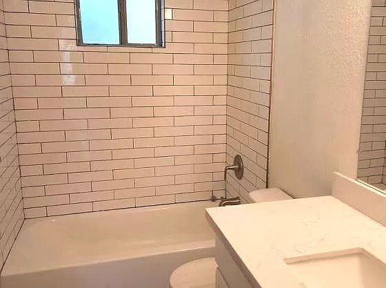 1812 N 26th Pl Phoenix, AZ 85008 photo 2