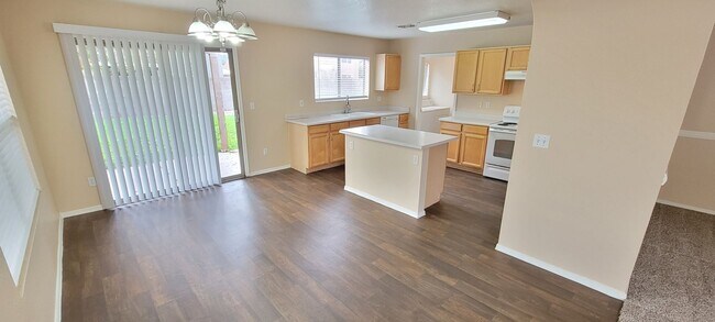 435 W Fabens Ln Gilbert, AZ 85233 photo 4