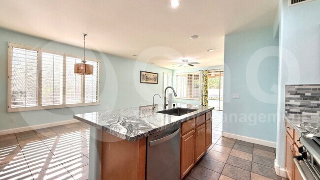 3930 S Emerson St Chandler, AZ 85248 photo 5