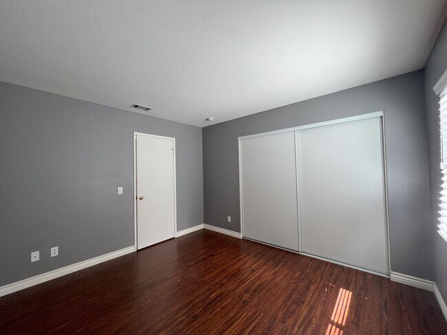 4806 Carbine Way San Diego, CA 92154 photo 4