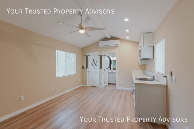 1136 S Quince St Escondido, CA 92025 photo 2