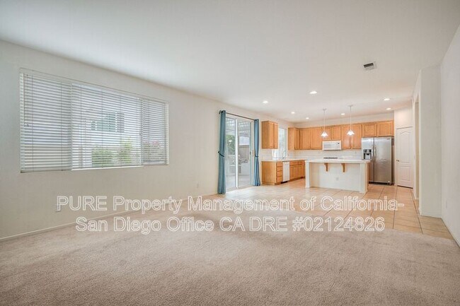 2812 W Canyon Ave. San Diego, CA 92123 photo 4